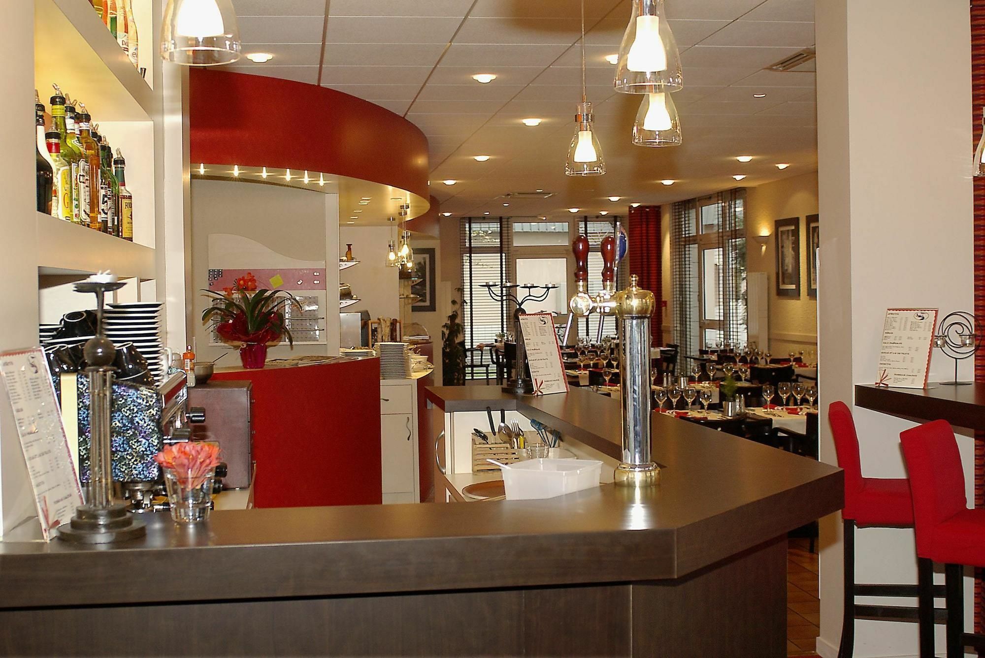 Comfort Hotel Montluçon Dış mekan fotoğraf